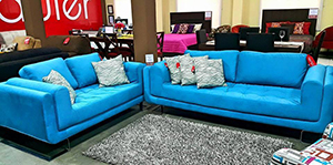 Foto de muebles de sala color celeste