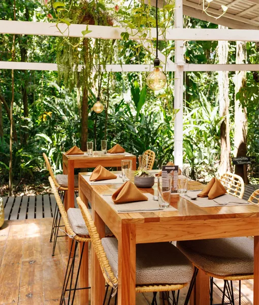 Almendros y Corales Restaurant