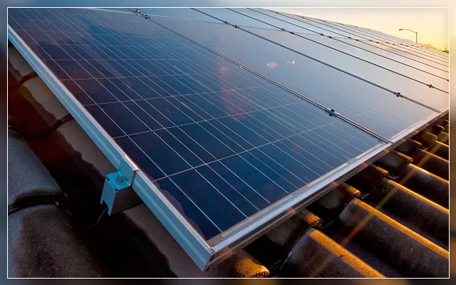 Sistemas Híbridos y Paneles Solares